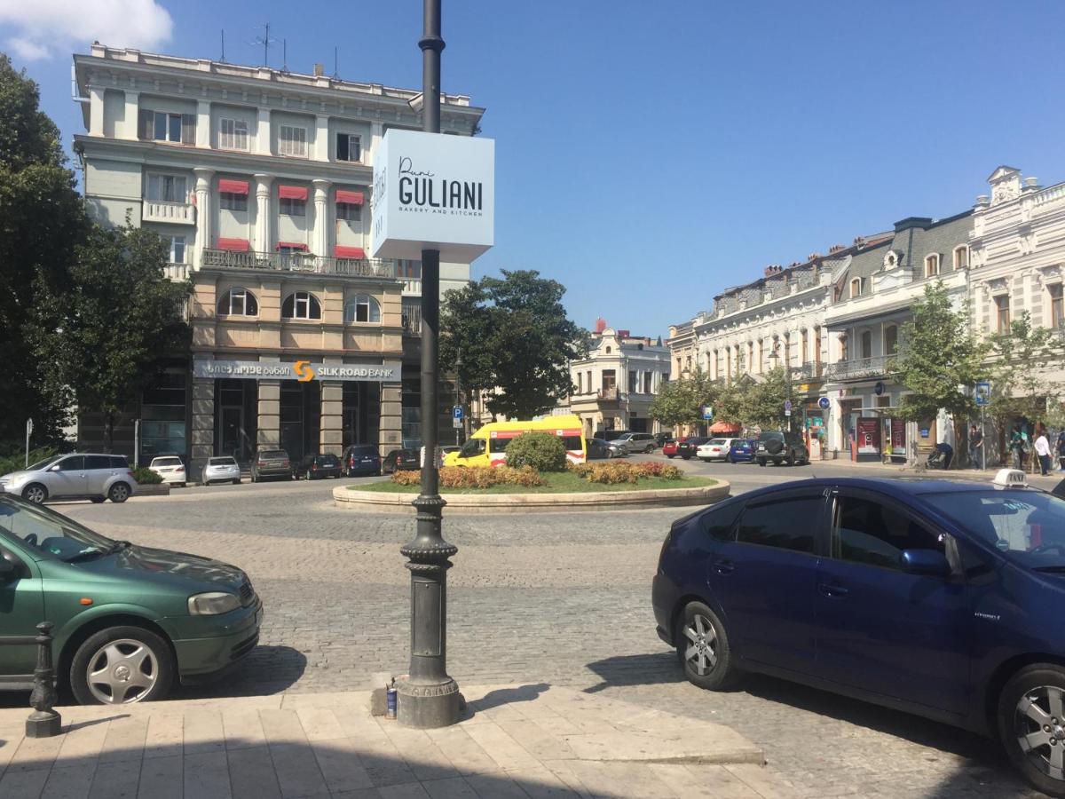 Hostel Lets Go House Tbilisi Zewnętrze zdjęcie